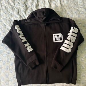 disney world black zip-up hoodie